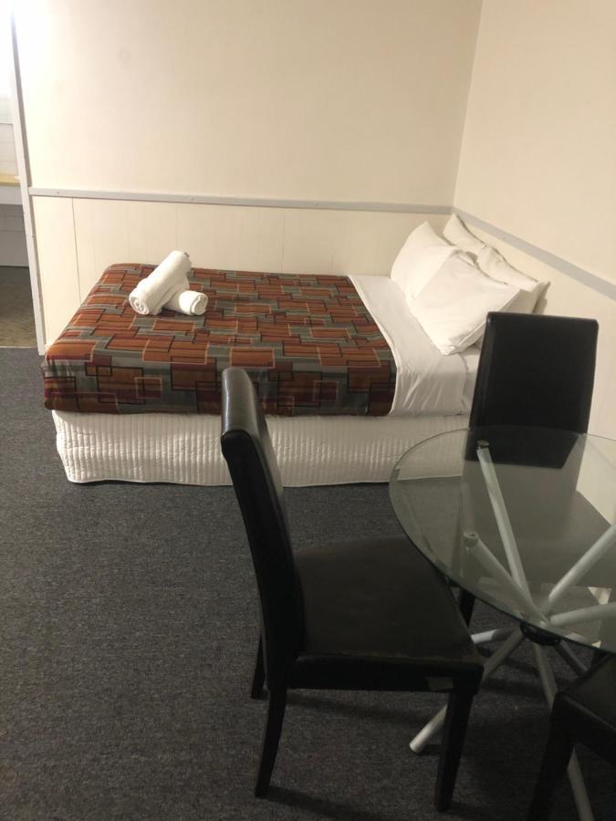 Parkside Inn Motel Melbourne Buitenkant foto