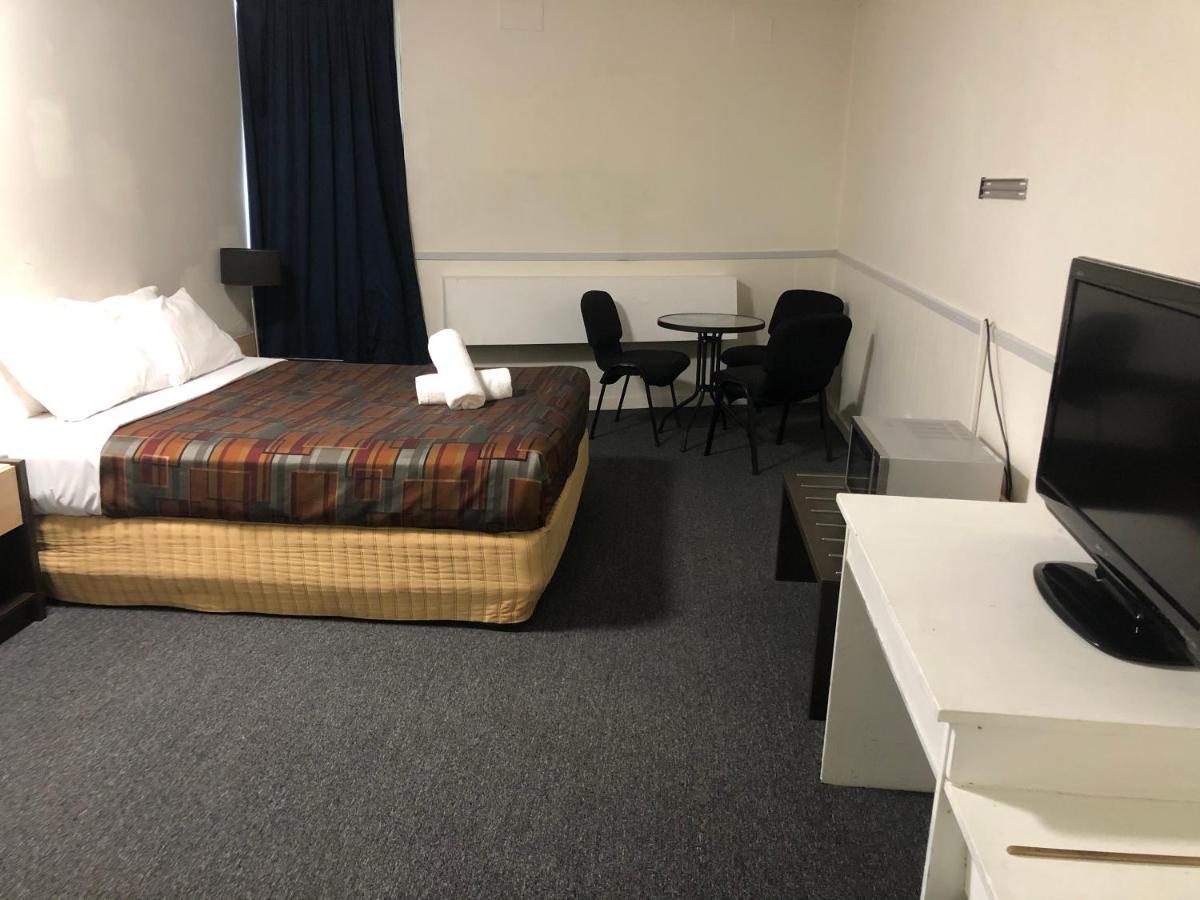 Parkside Inn Motel Melbourne Buitenkant foto