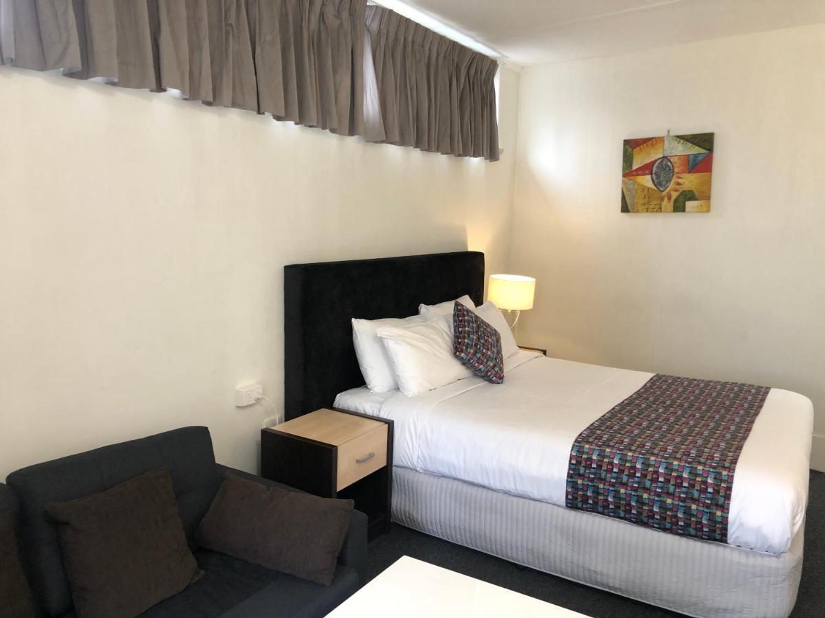 Parkside Inn Motel Melbourne Buitenkant foto