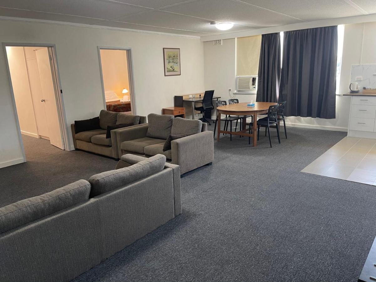Parkside Inn Motel Melbourne Buitenkant foto