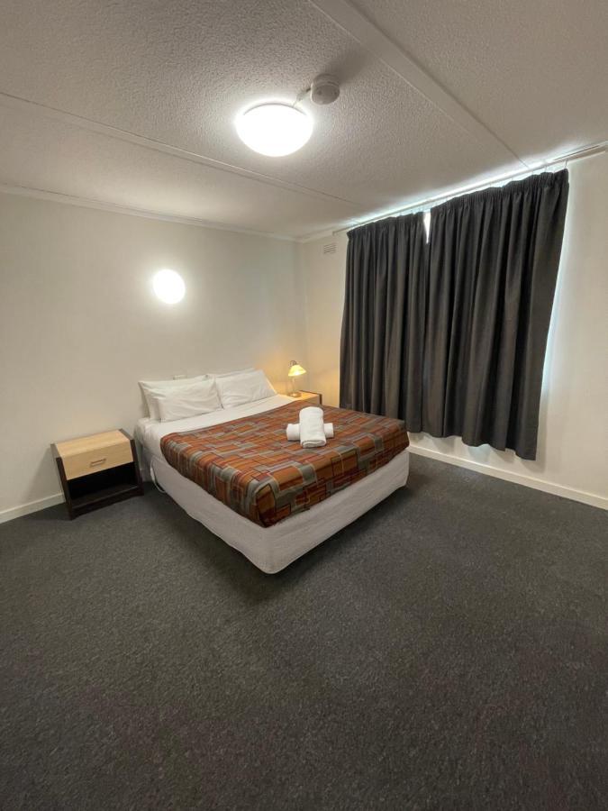 Parkside Inn Motel Melbourne Buitenkant foto