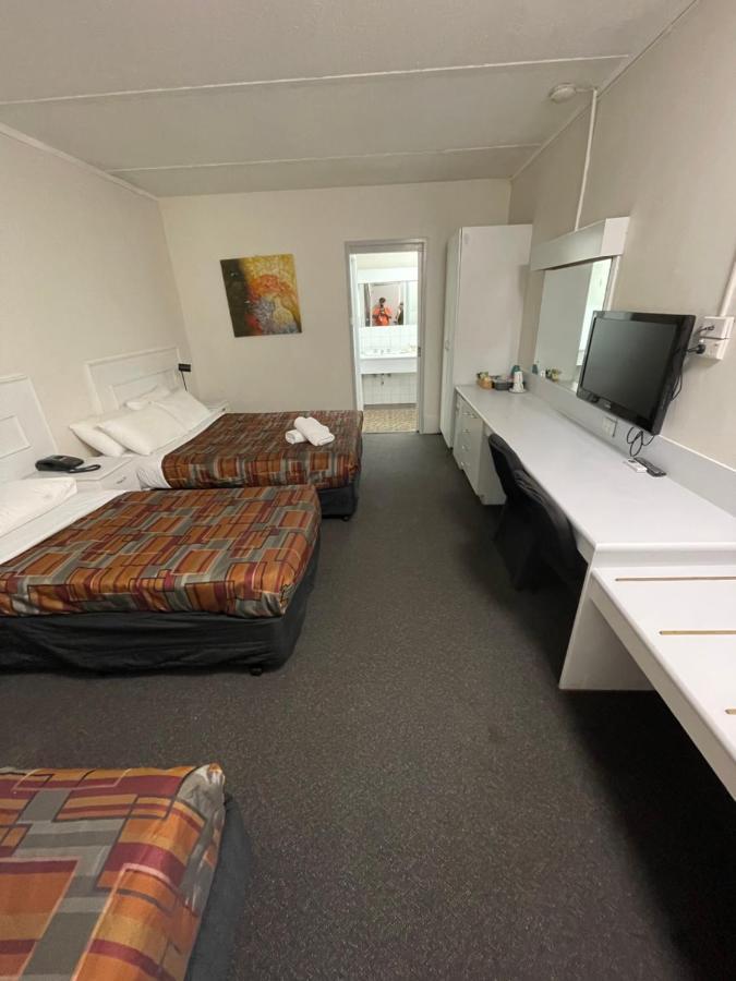 Parkside Inn Motel Melbourne Buitenkant foto