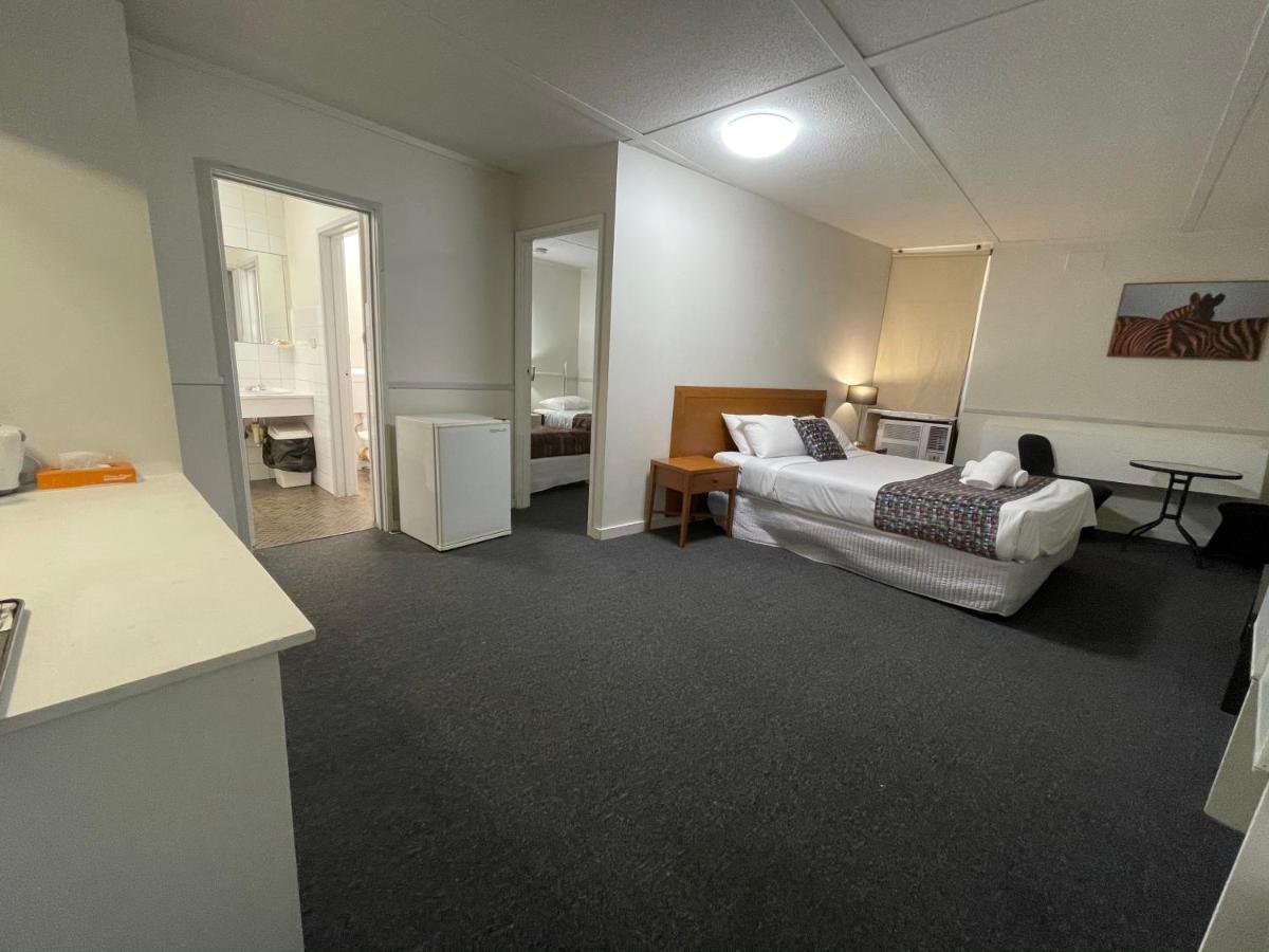 Parkside Inn Motel Melbourne Buitenkant foto