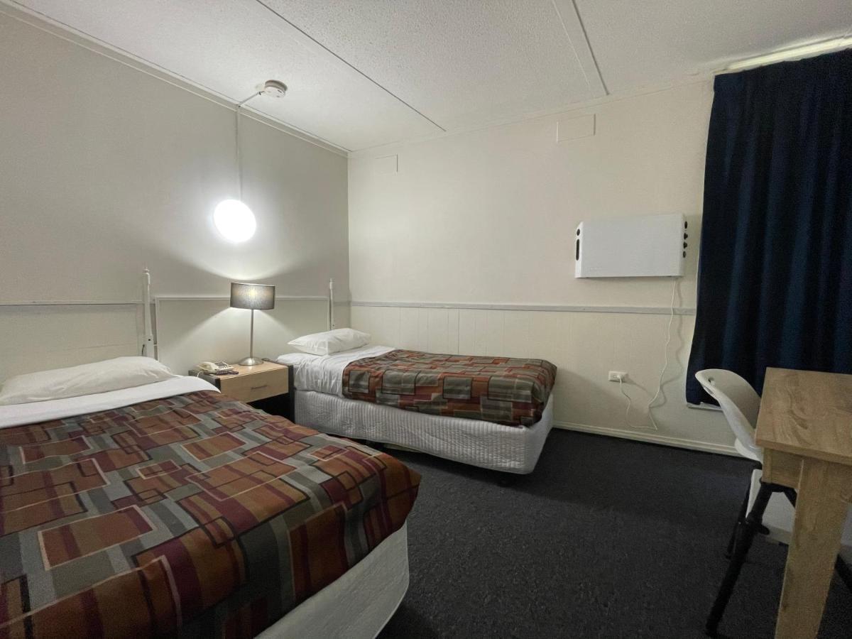 Parkside Inn Motel Melbourne Buitenkant foto