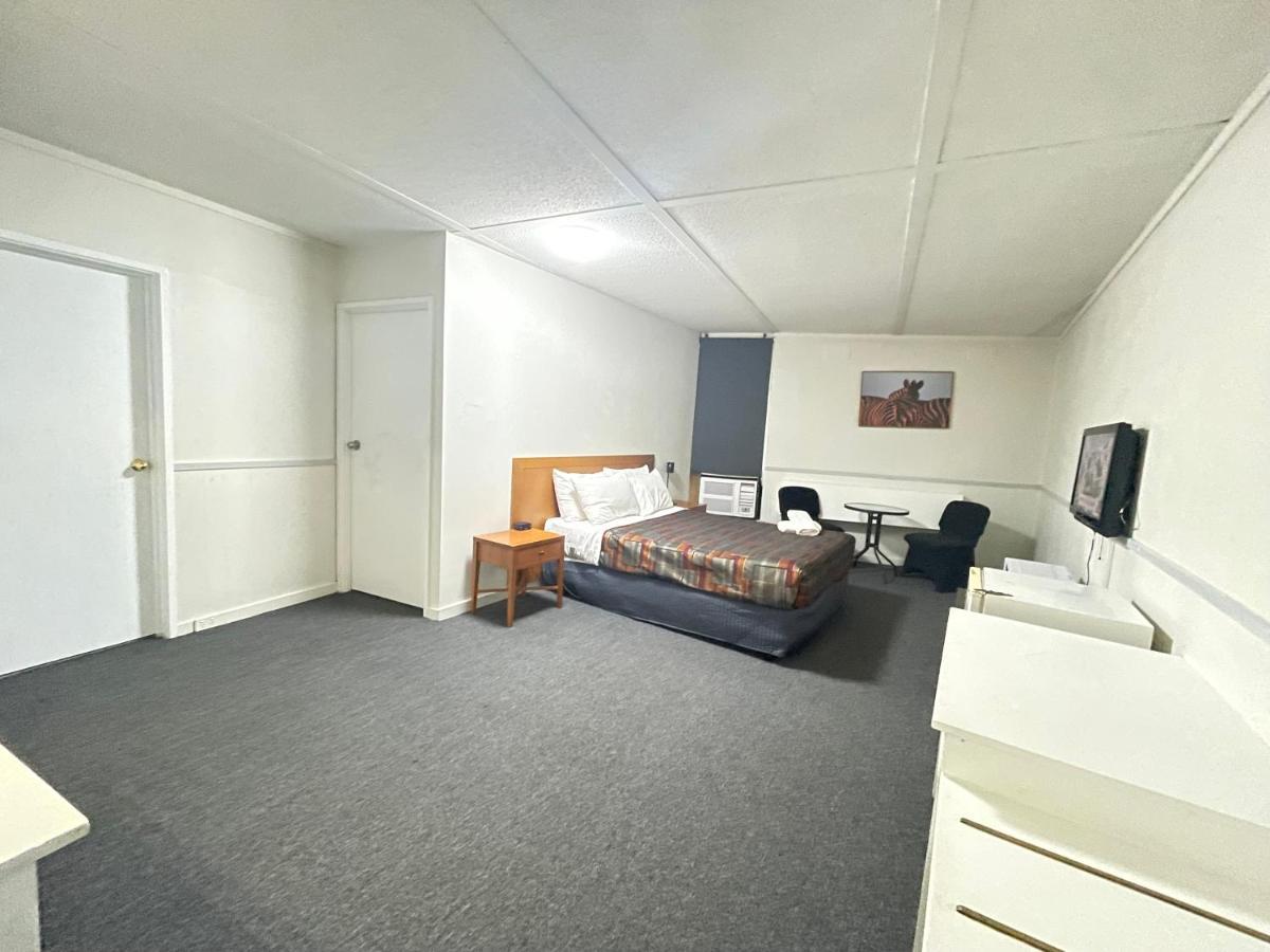Parkside Inn Motel Melbourne Buitenkant foto