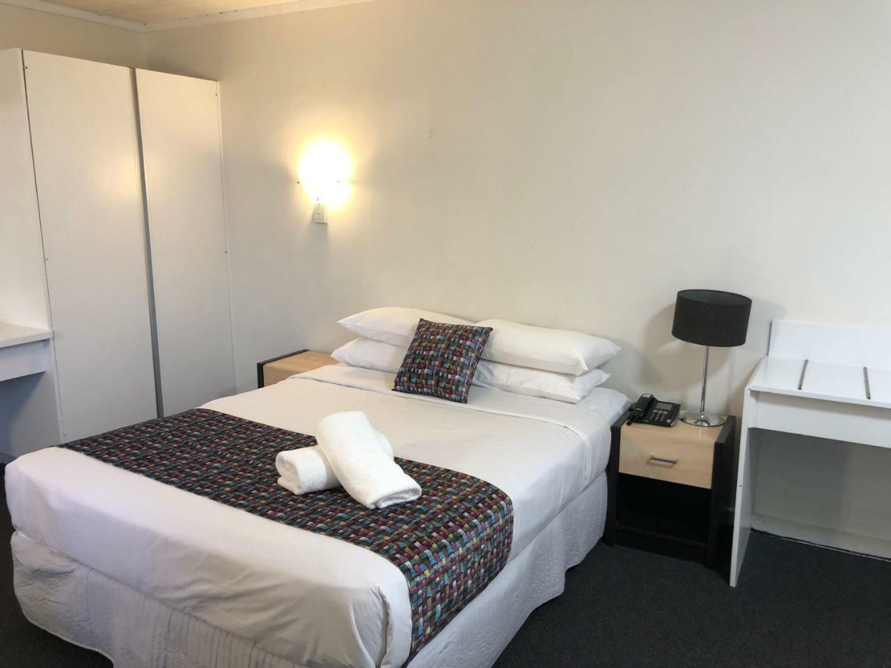 Parkside Inn Motel Melbourne Buitenkant foto